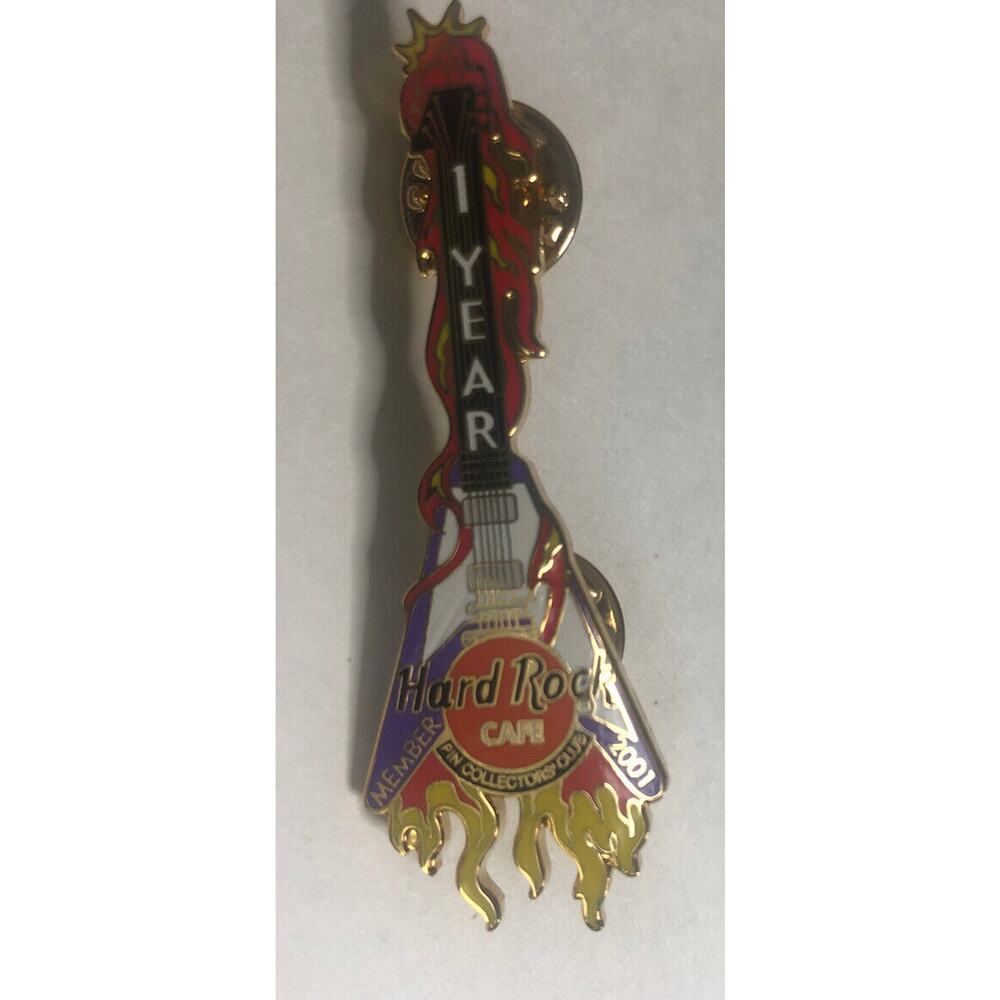 Hard Rock Cafe 2001 -1 Year Member Pin Collectors' Club Flames Guitar Pin --1303